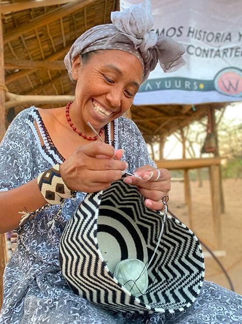 Handcrafted Bags: The Art and Soul of Fashion - Mochila