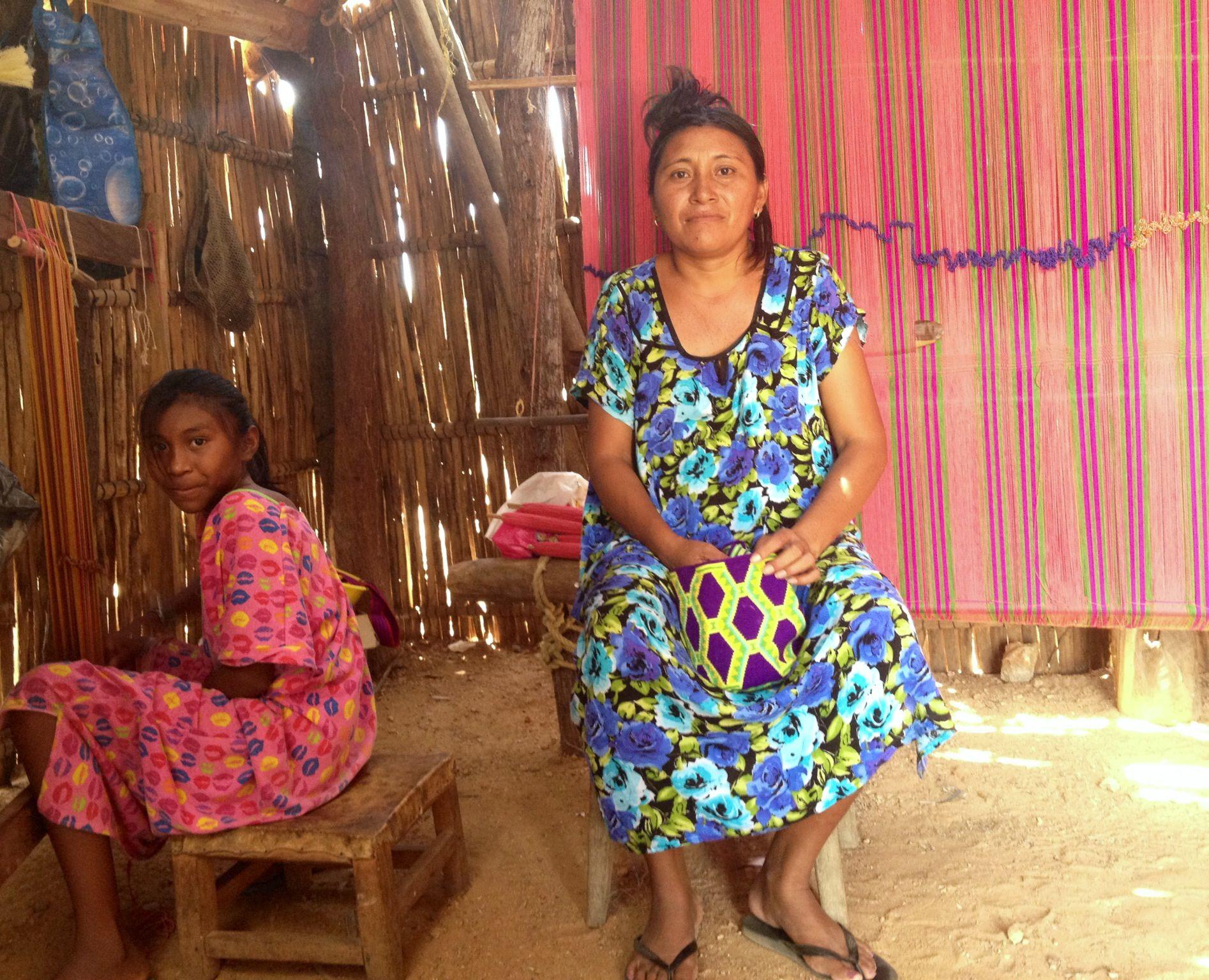 How Buying a Mochila Wayuu Bag Supports Indigenous Communities - Mochila