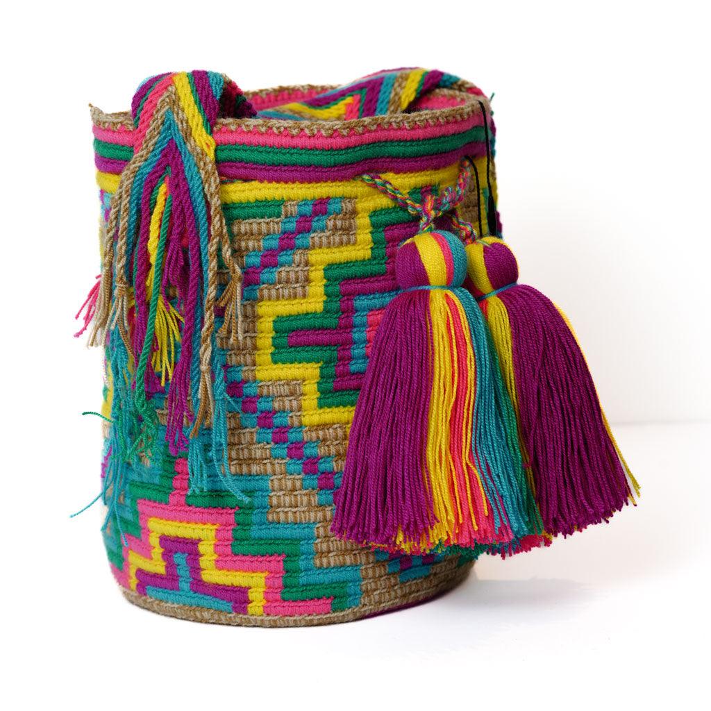 Medium Crossbody Bag Essential Explorer