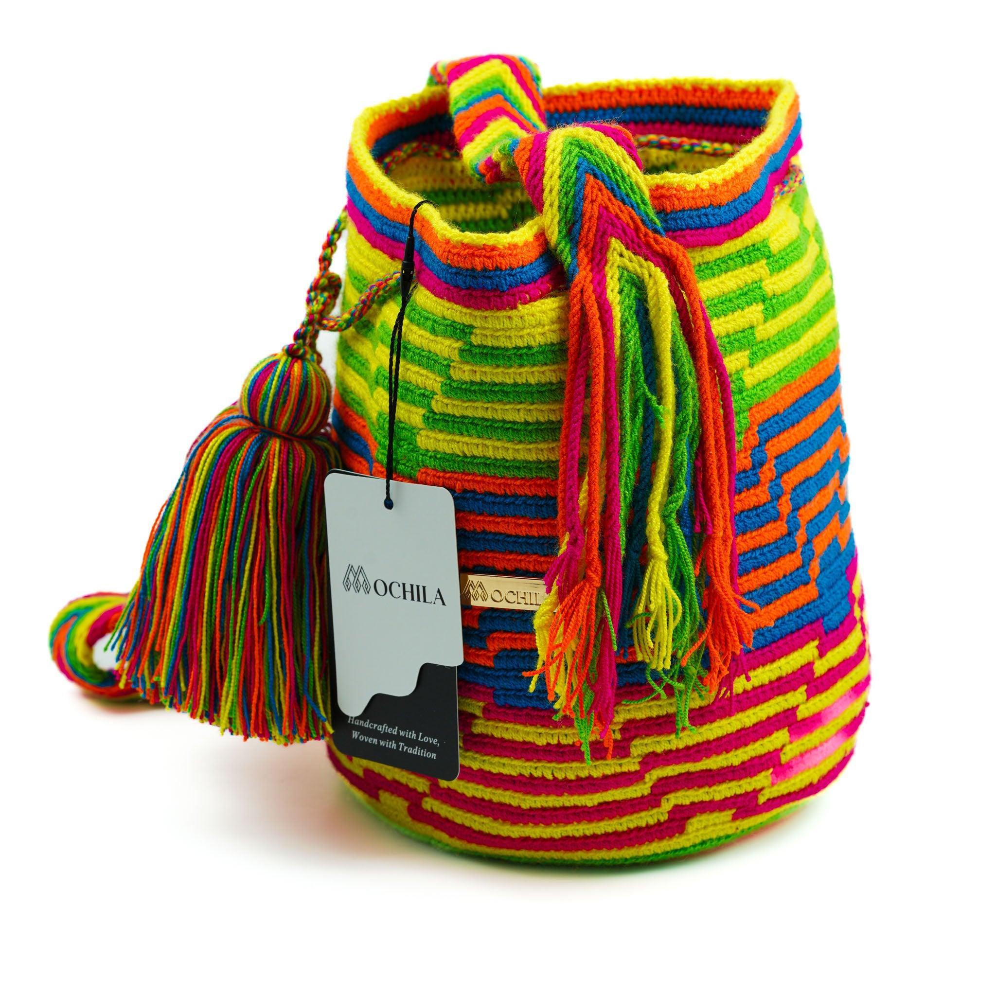 Medium Crossbody Bag Line Spectrum - Mochila