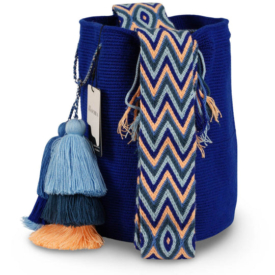 Colorful Wayuu bag patterns