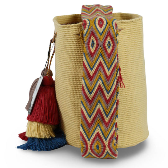 Colorful Wayuu bag patterns