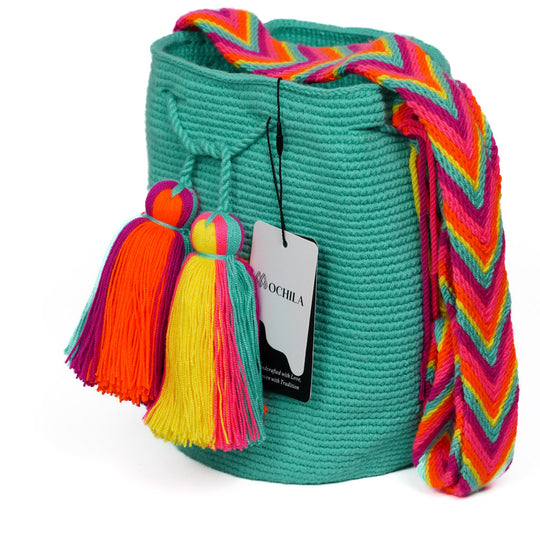 Colorful Wayuu bag patterns