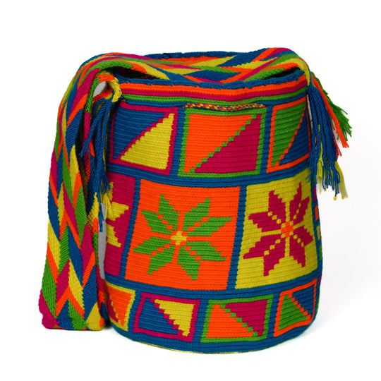 Versatile Wayuu bag style