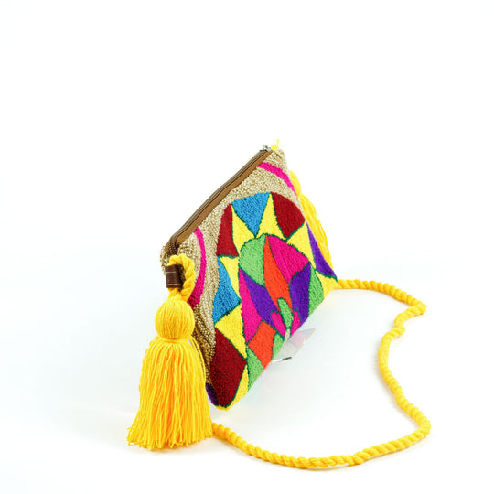 Colorful Wayuu bag patterns