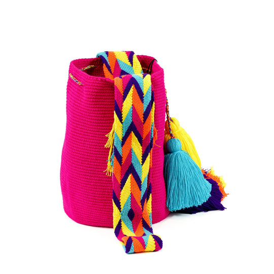 Colorful Wayuu bag patterns