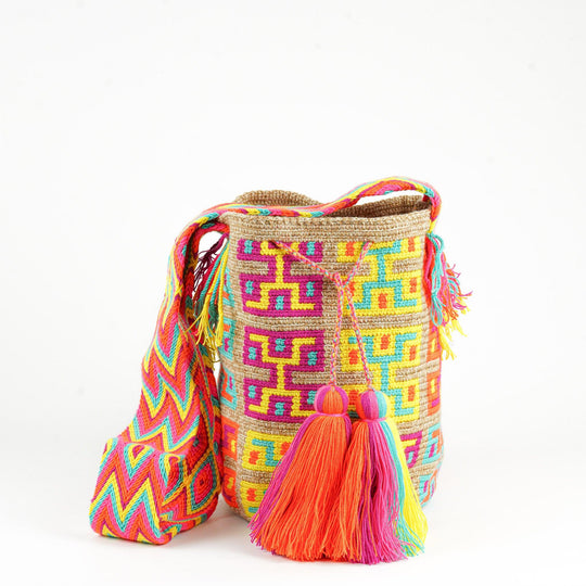 Colorful Wayuu bag patterns