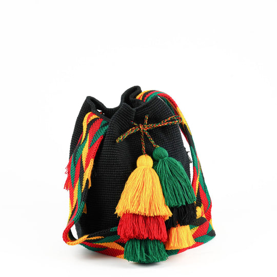 Colorful Wayuu bag patterns