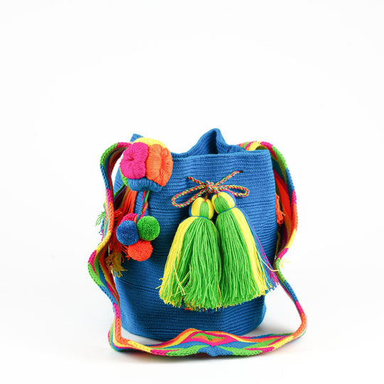 Colorful Wayuu bag patterns