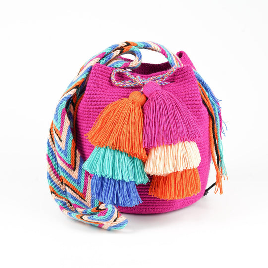 Colorful Wayuu bag patterns