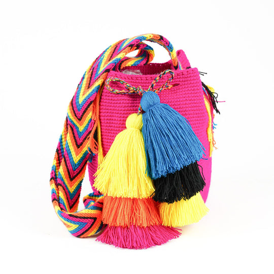 Colorful Wayuu bag patterns