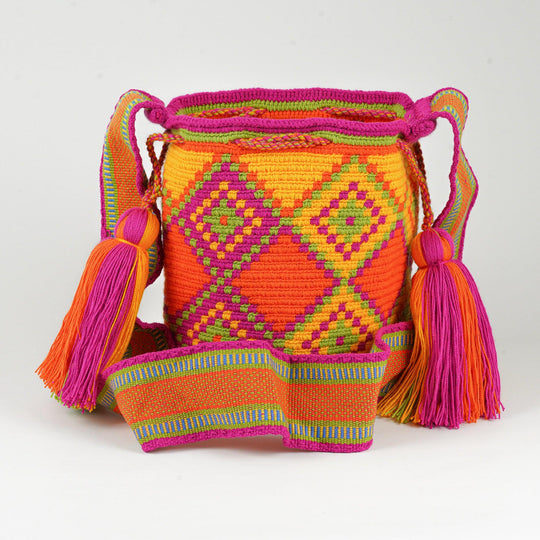 Colorful Wayuu bag patterns