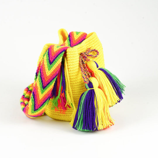 Colorful Wayuu bag patterns