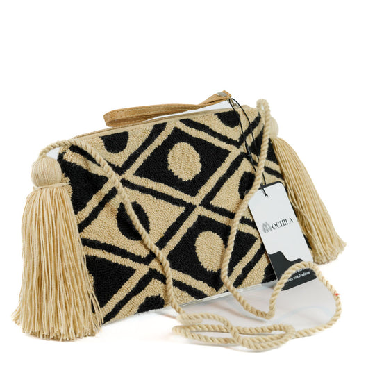 Colorful Wayuu bag patterns