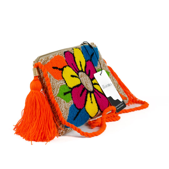 Colorful Wayuu bag patterns