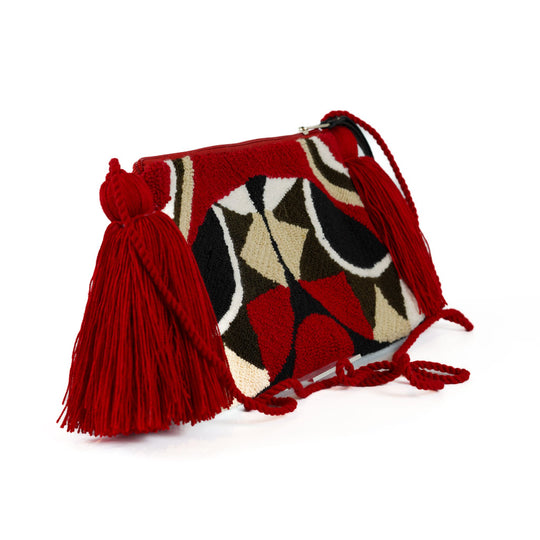 Colorful Wayuu bag patterns