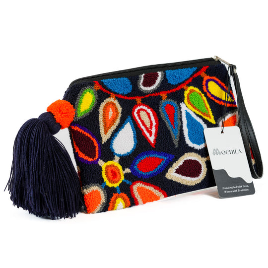 Colorful Wayuu bag patterns