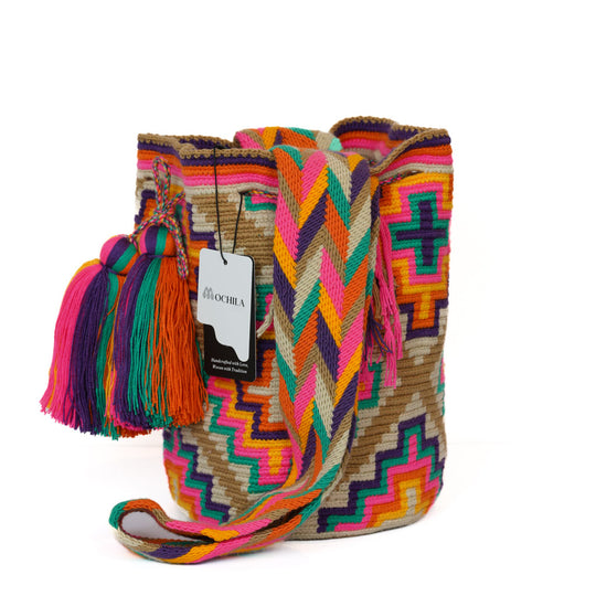 Colorful Wayuu bag patterns