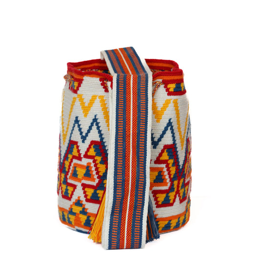 Colorful Wayuu bag patterns