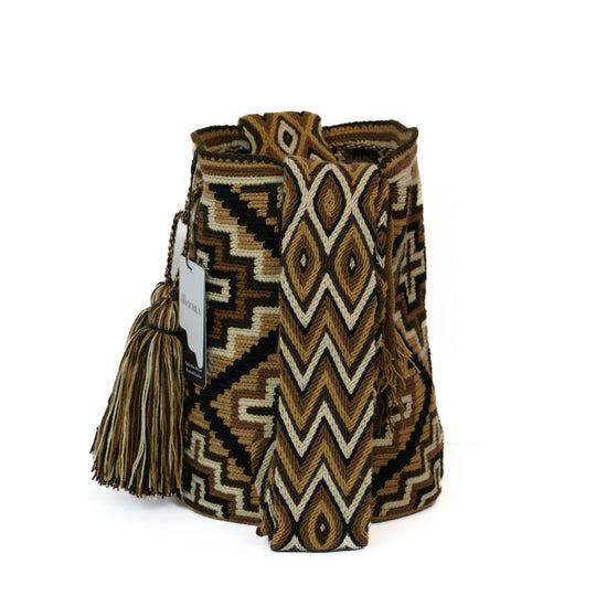 Colorful Wayuu bag patterns