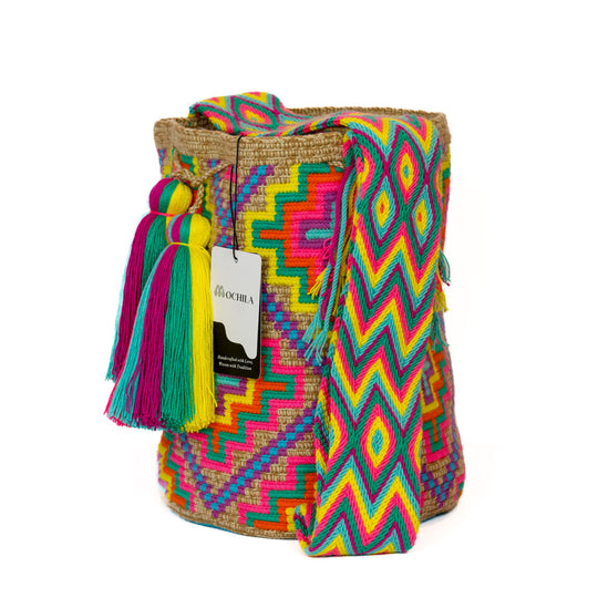 Colorful Wayuu bag patterns