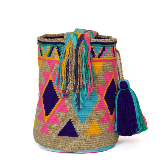 Versatile Wayuu bag style