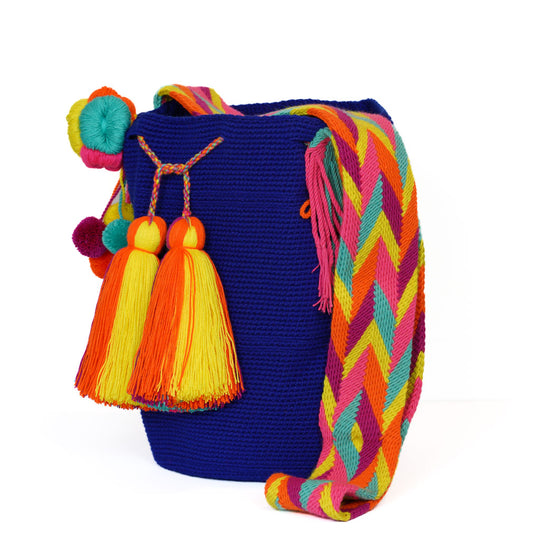 Colorful Wayuu bag patterns