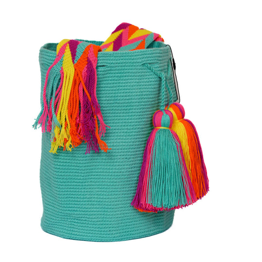 Versatile Wayuu bag style