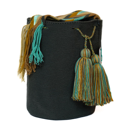 Versatile Wayuu bag style