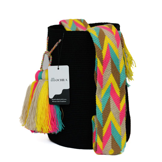 Colorful Wayuu bag patterns