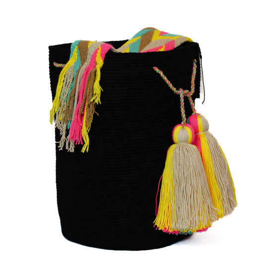 Versatile Wayuu bag style