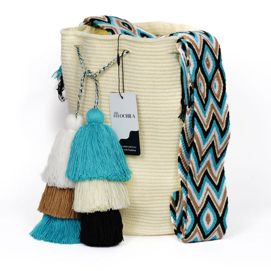 Colorful Wayuu bag patterns