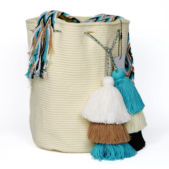 Versatile Wayuu bag style