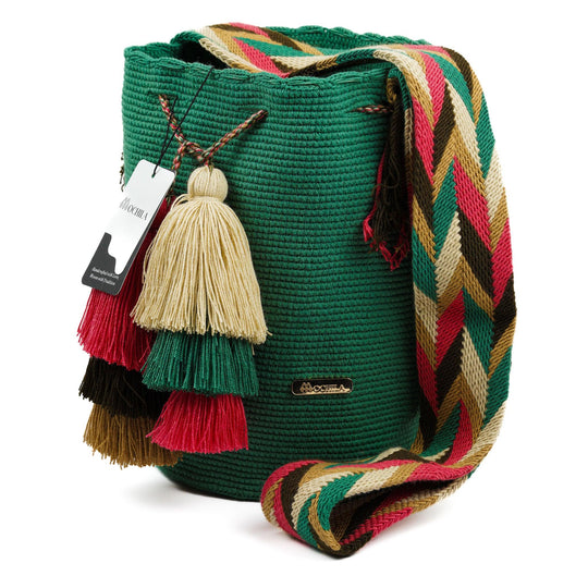 Colorful Wayuu bag patterns