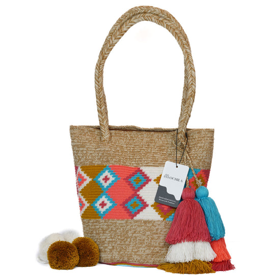 Colorful Wayuu bag patterns