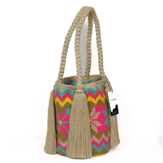 Colorful Wayuu bag patterns