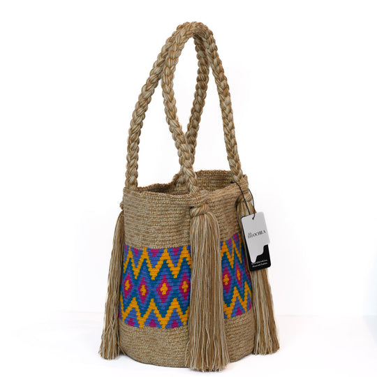 Colorful Wayuu bag patterns