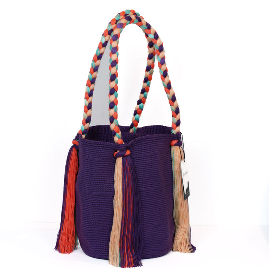 Colorful Wayuu bag patterns