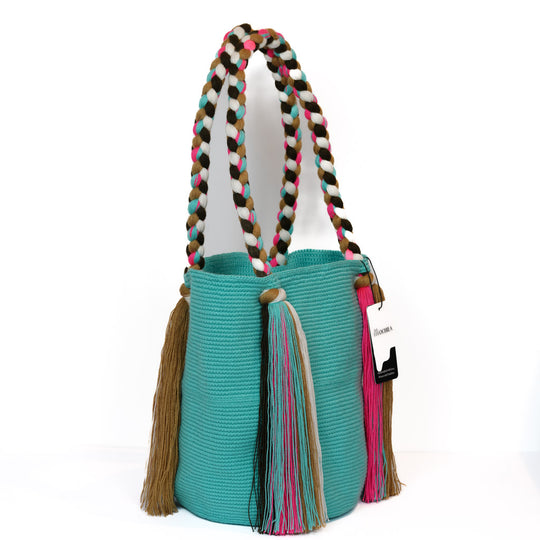 Colorful Wayuu bag patterns