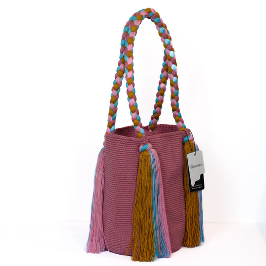 Colorful Wayuu bag patterns