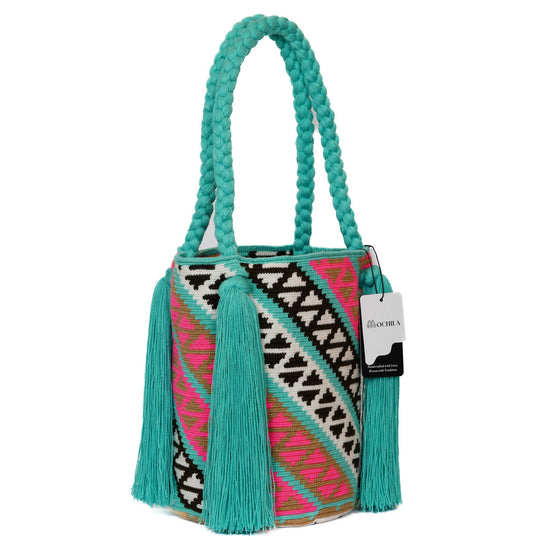 Colorful Wayuu bag patterns