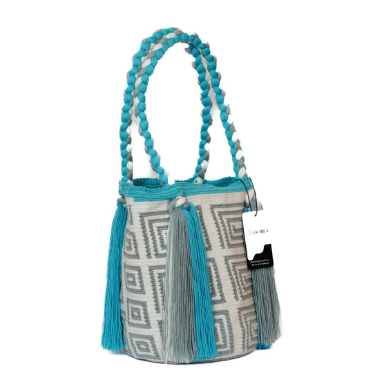 Colorful Wayuu bag patterns