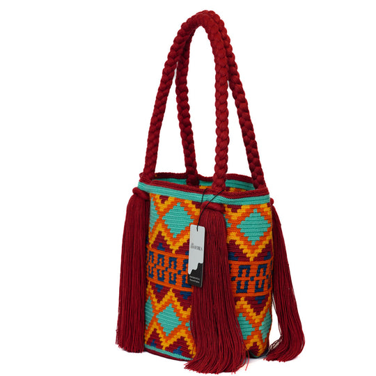 Versatile Wayuu bag style