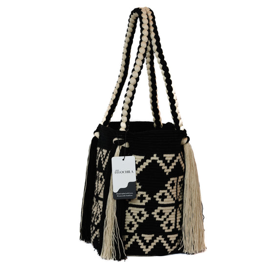 Versatile Wayuu bag style