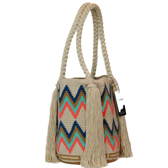 Colorful Wayuu bag patterns