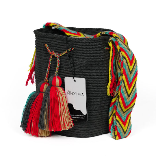 Colorful Wayuu bag patterns