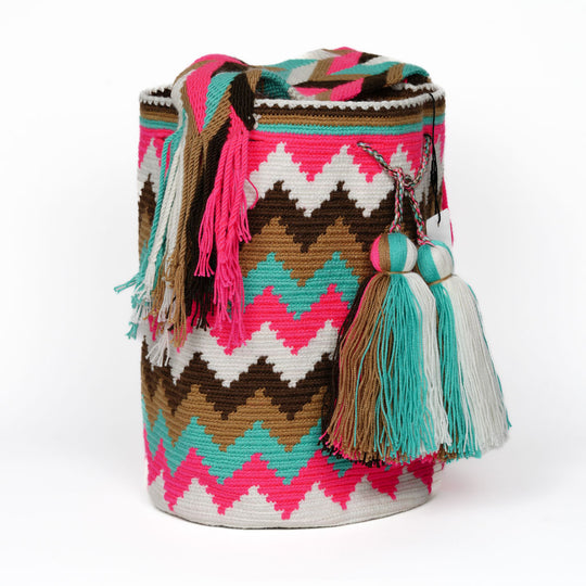 Versatile Wayuu bag style