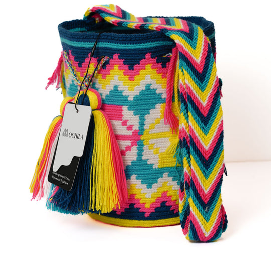 Colorful Wayuu bag patterns