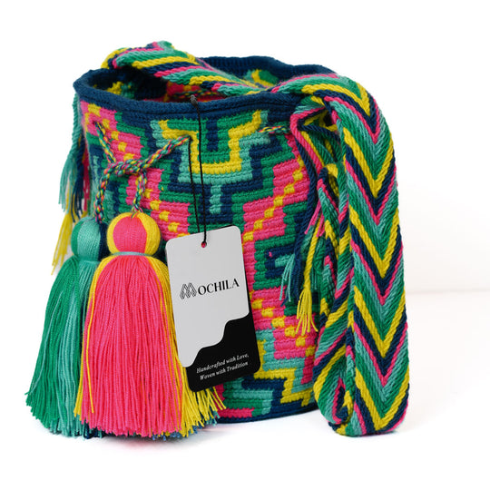 Colorful Wayuu bag patterns