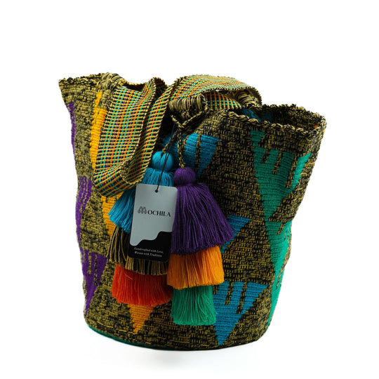 Colorful Wayuu bag patterns